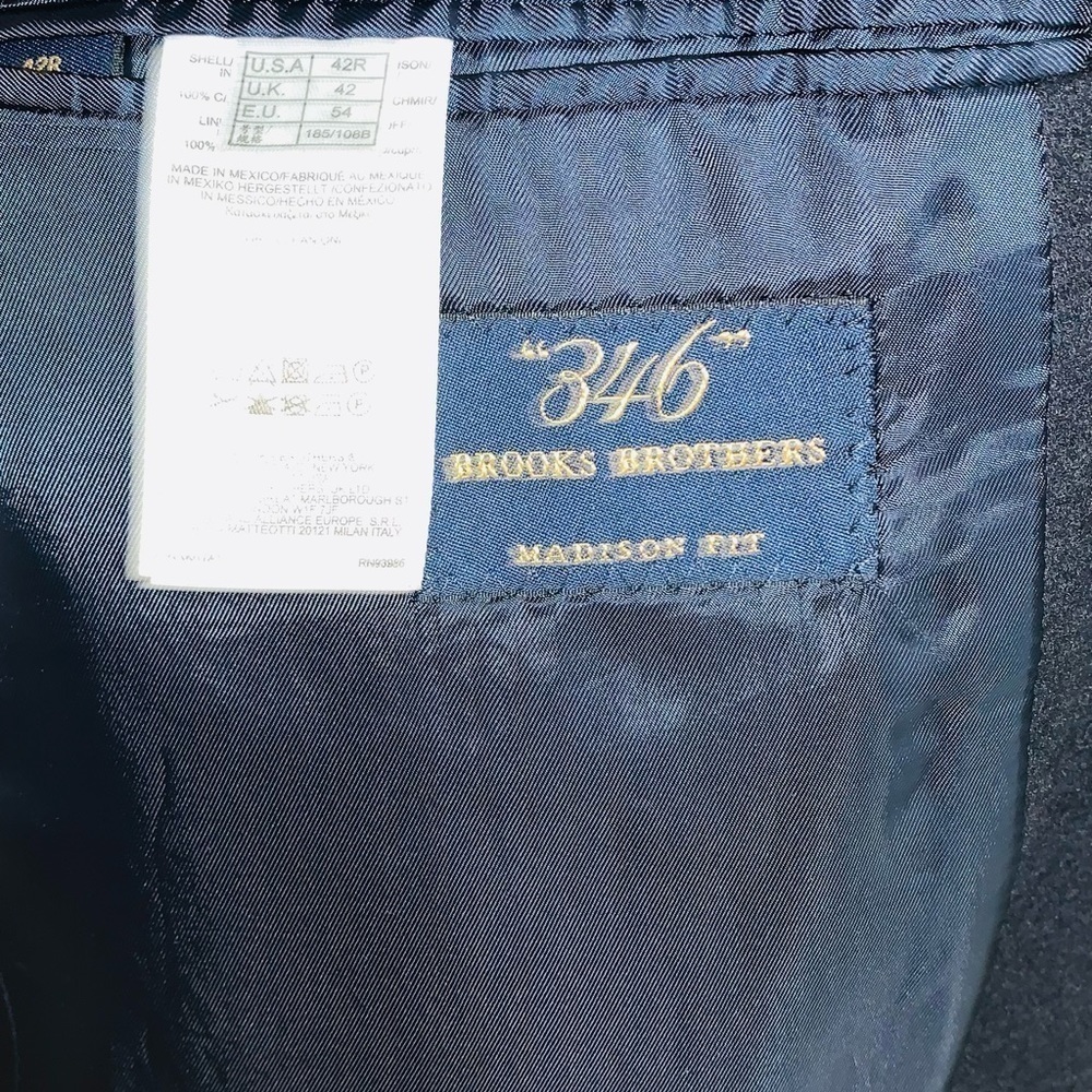 Brooks Brothers 100% Cashmere Sport Coat. - Picture 16 of 16